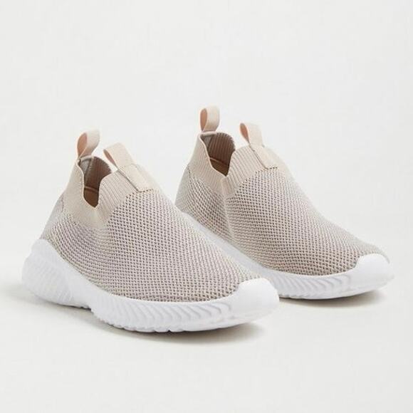 Torrid Slip-On Sneakers Womens 10 Wide Width Tan Lightweight Stretch Knit - Picture 1 of 9